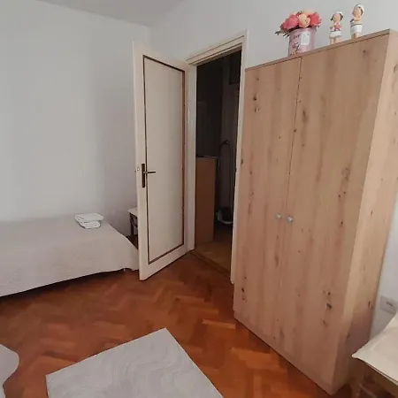 Milmar - Self Check-in זאדאר